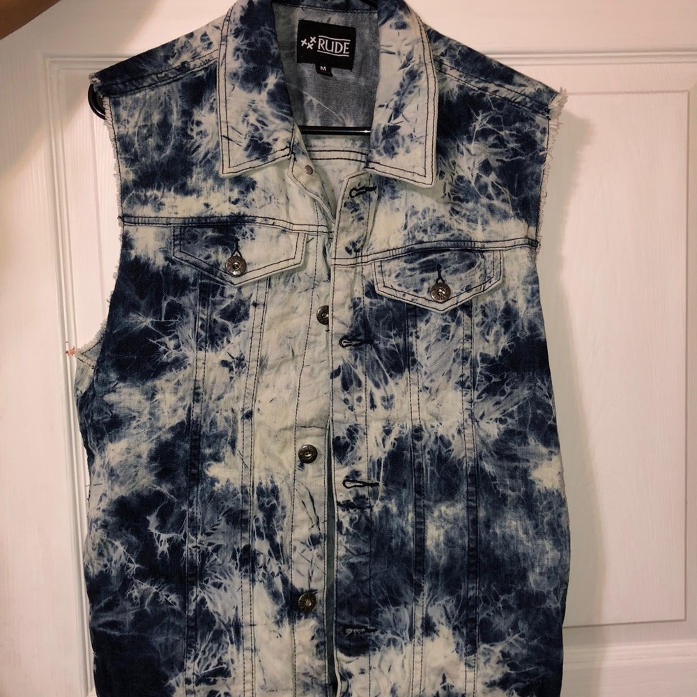 Men's jean jacket
